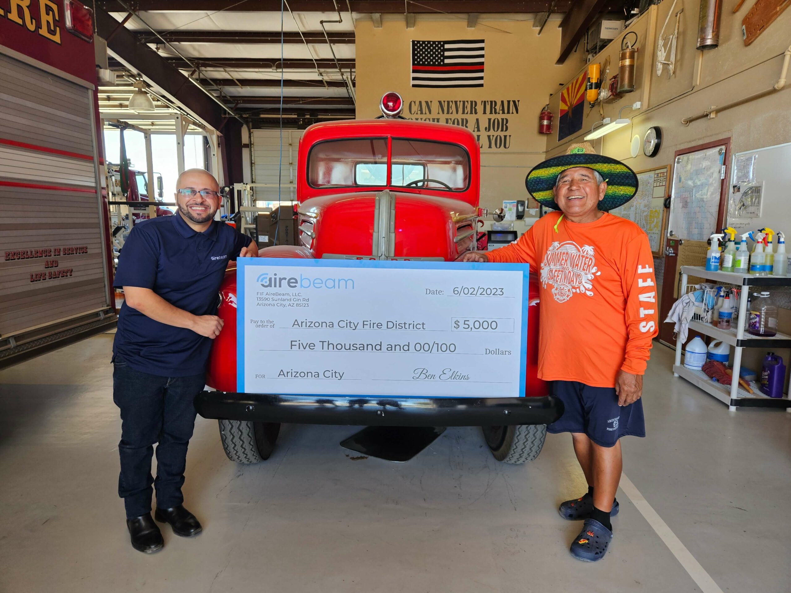 Zavier Hafiz AireBeam’s Director of Operations (left) and Ernie Lopez Captain of Arizona City Fire District (right).